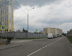 Strada tranquilla.  Angolo con Antokolsky Lane