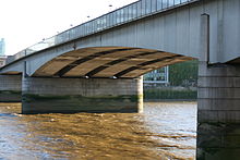 پرونده:002SFEC_LONDON_BRIDGE-200705.JPG