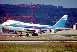 142ai - El Al Boeing 747-238B; 4X-AXQ@ZRH;31.07.2001 (6329041734).jpg