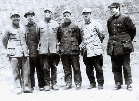 1946年中共西北-林一山、刘澜波、肖华、张学思、白坚、江华.jpg