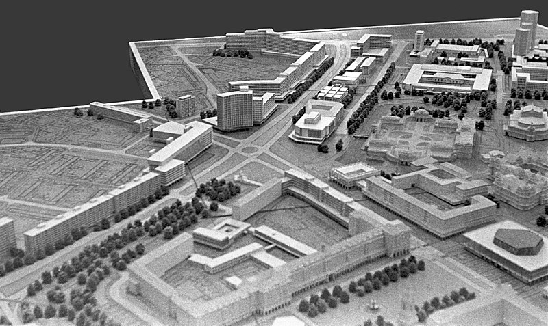 File:19700131430NR Dresden-Mitte Postplatz Stadtmodell.jpg