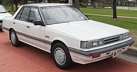 1986 Nissan Skyline (R31) berline GXE (25969891463).jpg