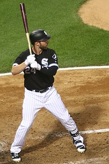 20170718 Dodgers-WhiteSox Matt Davidson watching the ball.jpg