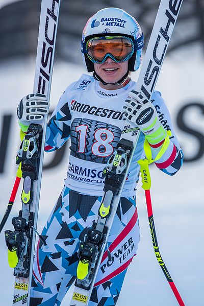 File:2017 Audi FIS Ski Weltcup Garmisch-Partenkirchen Damen - Nicole Schmidhofer - by 2eight - 8SC9954.jpg