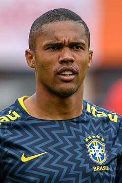 20180610 FIFA Friendly Match Austria vs. Brazil Douglas Costa (BRA) 850 1486 (cropped).jpg