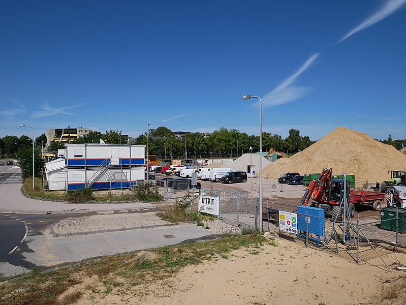 File:2022-08-03 Station Ede-Wageningen uitrit bouwterrein zuidzijde (1).jpg