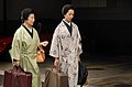 35 Dones amb quimono a Hanamikoji-dori, carrer del barri de geishas de Gion (Kyoto).jpg