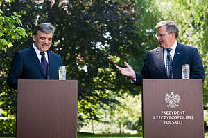 Abdullah Gul and Bronislaw Komorowski 2.jpg