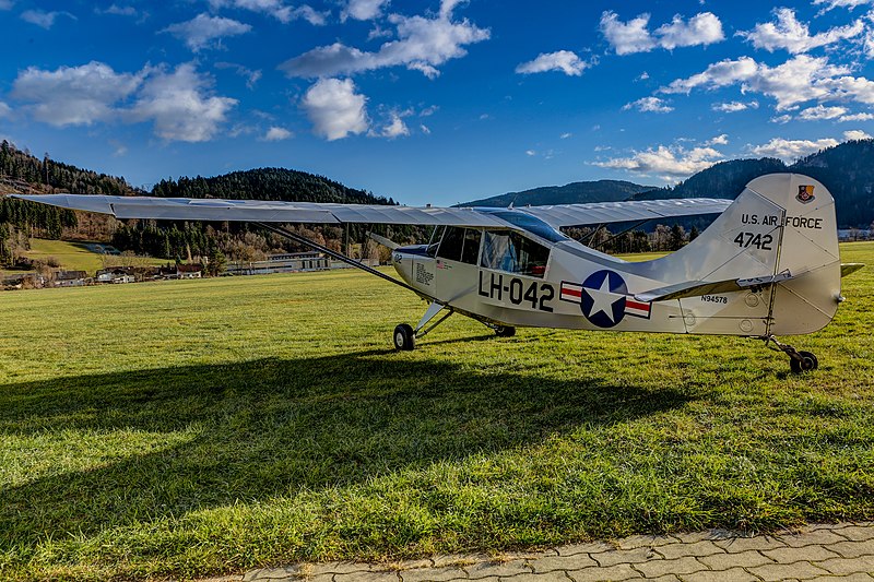 File:Aeronca L-16 7BCM Feldkirchen in Kärnten 141226b.jpg