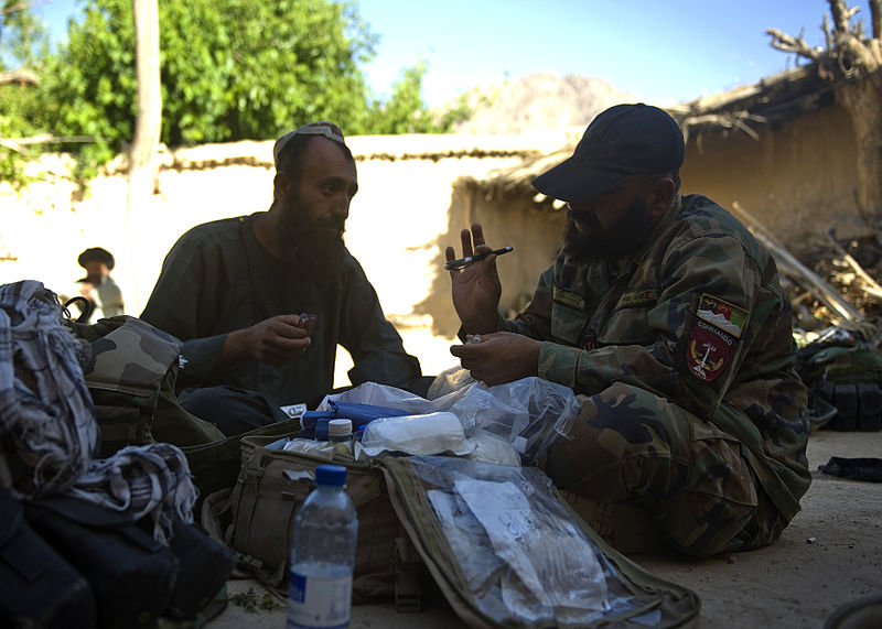 File:Afghan Commando, Navy SEALs operation results in SAF engagement, removal of insurgents DVIDS408434.jpg