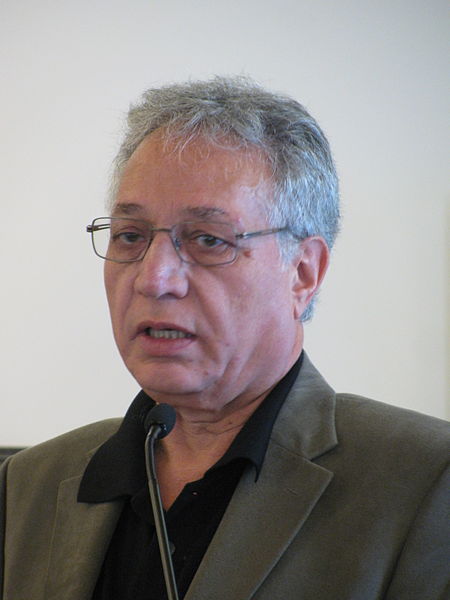 File:Ahmad karimi-hakkak 9658.JPG