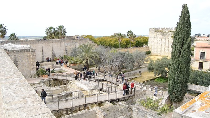 File:Alcázar de Jerez (33134265906).jpg