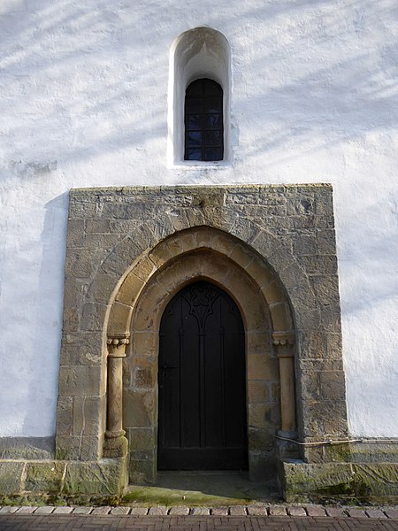 File:Alexanderkirche (Oerlinghausen) (05).jpg