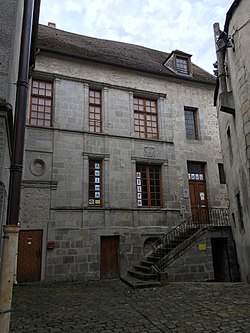Ancien Présidial de Guéret - façade.jpg