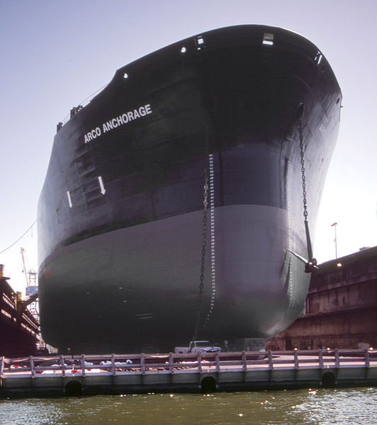 File:Arco Anchorage Drydocked At Portland, Oregon.jpg