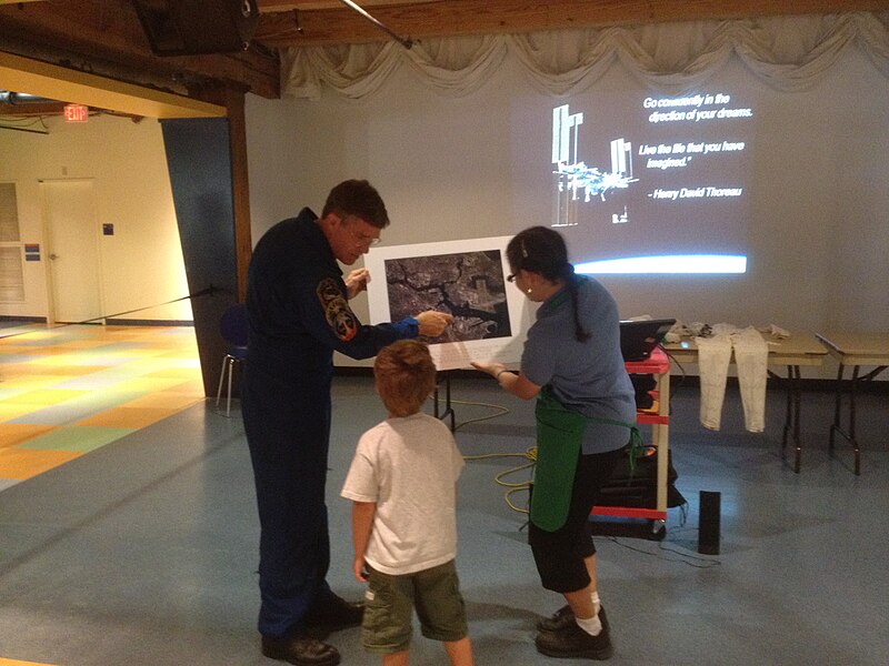 File:Astronaut Steve Bowen with Children's Museum Visitor.jpg