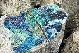 Azurite-malachite-tenorite in quartz monzonite (Continental Pit, Butte, Montana, USA) 1.jpg