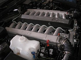 BMW 16 Zylindermotor.jpg