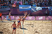 Deutsch: Beachhandball bei den Olympischen Jugendspielen 2018; Tag 3, 10. Oktober 2018; Mädchen, Vorrunde, Gruppe B - Niederlande-Argentinien 2:0 English: Beach handball at the 2018 Summer Youth Olympics at 10 October 2018 – Girls Preliminary Round Group B‎ – Netherlands-Argentina 2:0