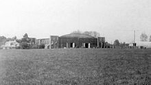 Bekesbourne Aerodrome hangar.jpg