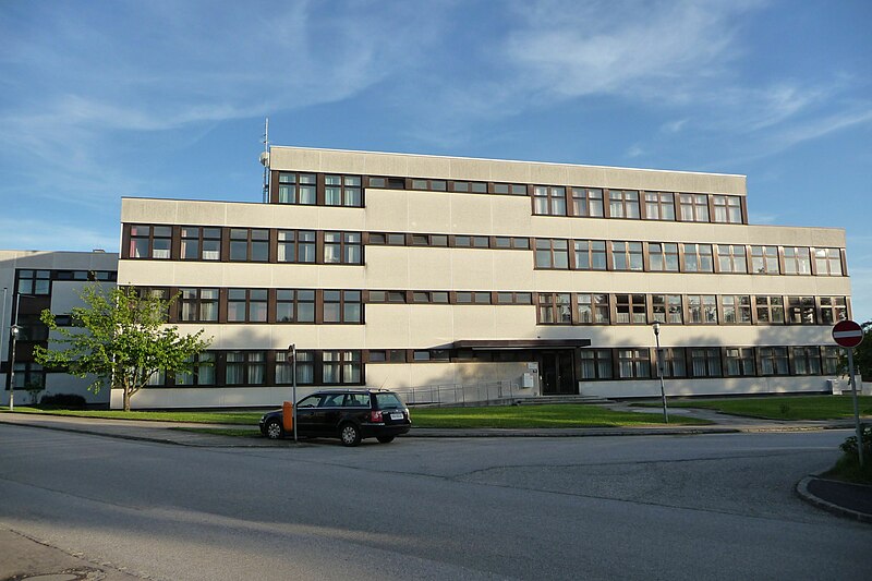 File:Bezirksgericht Rohrbach OÖ.jpg