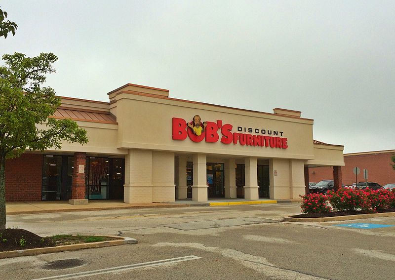 File:Bobs Discount Furniture store.jpg