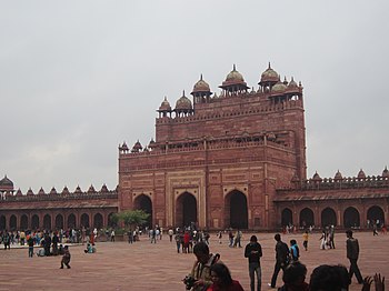 Buland Darwaza