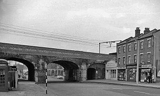 <span class="mw-page-title-main">Burdett Road railway station</span> Disused railway station in England