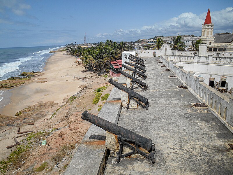 File:Cape Coast Ghana Castle 1.jpg