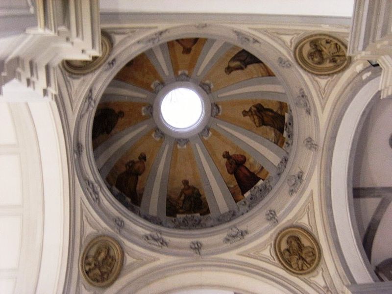 File:Catedral la Asunción de Ceuta,roof..jpg