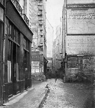 Old picture of Paris, before the time of Haussman's renovation