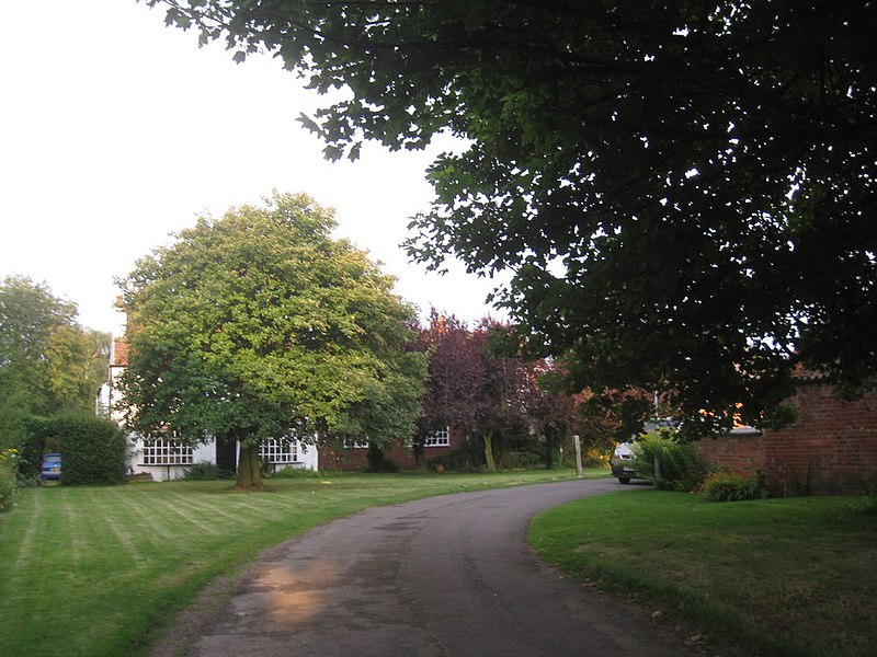 File:Church Lane, Stow - geograph.org.uk - 3089867.jpg