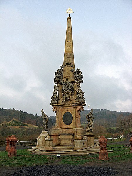 File:Column of the Holy Trinity in Valec.JPG