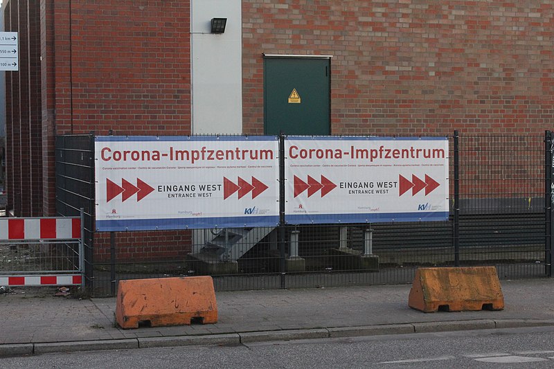 File:Corona-Impfzentrum Hamburg 02.jpg