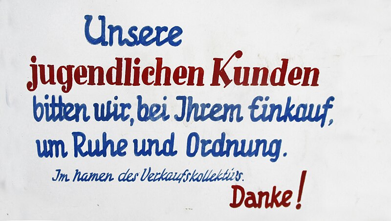 File:DDR - Ruhe und Ordnung - Schild eines Verkaufskollekives - um 1960.jpg