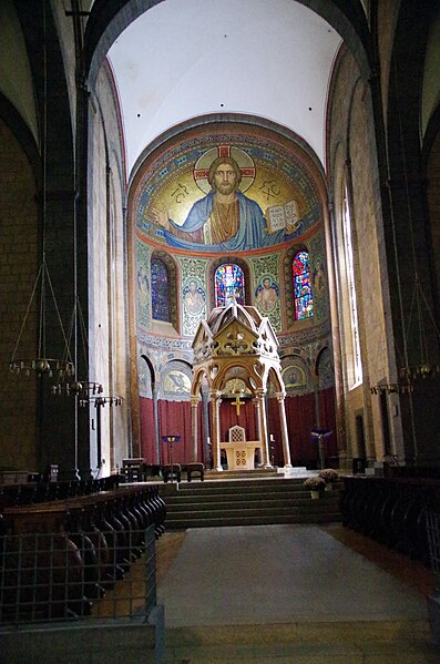 File:DE-maria-laach-altar.jpg