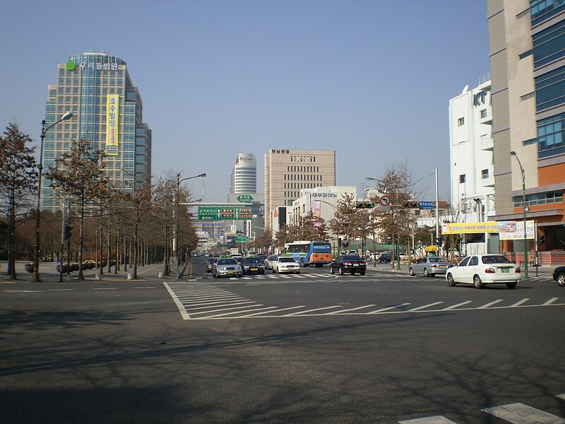 File:Daegu thoroughfare.jpg