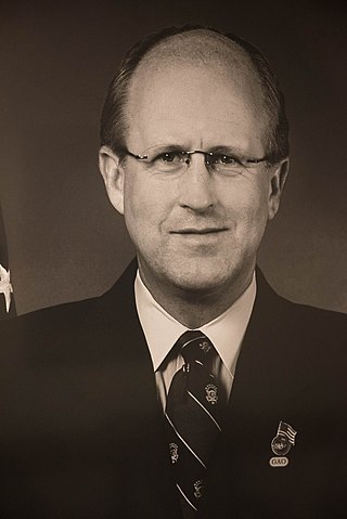 <span class="mw-page-title-main">David M. Walker (U.S. Comptroller General)</span> American civil servant and think tank executive (born 1951)