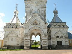 Десятинная церковь в новгороде. Десятинный монастырь в Великом Новгороде. Колокольня Десятинного монастыря Великий Новгород. Десятинный Рождественский женский монастырь, Великий Новгород. Церковь Рождества Богородицы Десятинного монастыря.