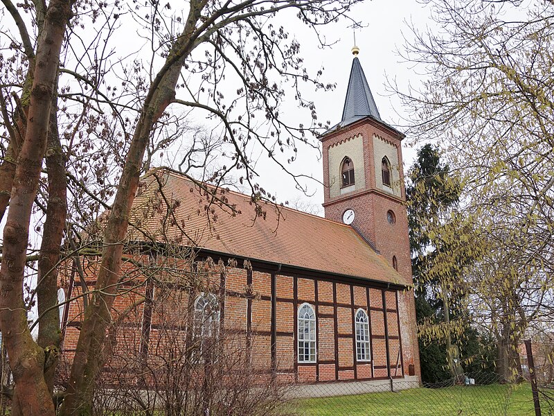 File:Dorfkirche Lüchfeld 2016 NE.JPG