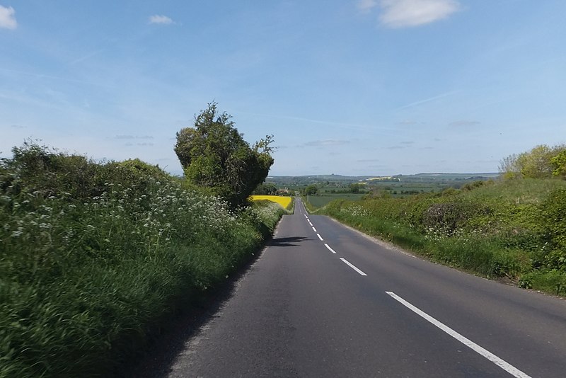 File:Flat landscape from Thickthorn Down - geograph.org.uk - 3994595.jpg