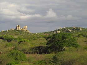 Formações rochosa da Serra da Borborema - Queimadas- Paraiba.JPG