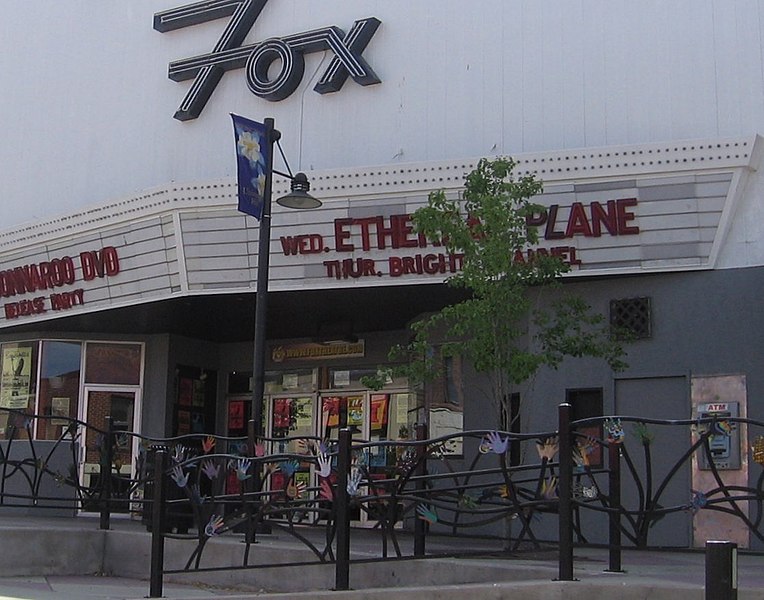 File:Foxboulder.jpg