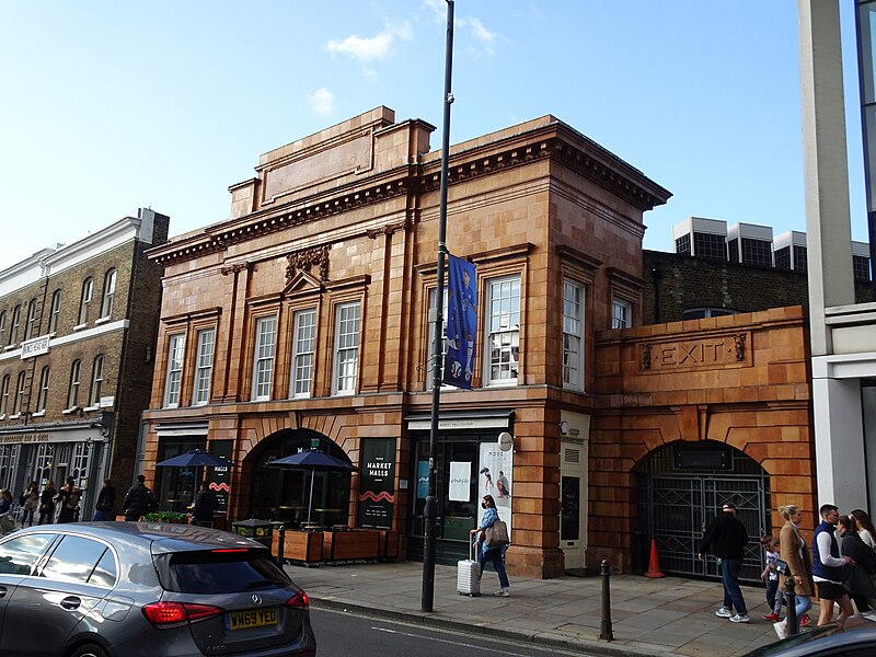 File:Fulham Broadway tube station old entrance now Market Halls 472 Fulham Road London SW6 1BY (2).jpg