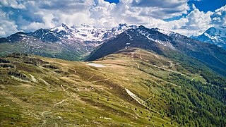 Gibidumsee, im Hintergrund das Nanztal