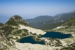 Третото и четвъртото от Гергийските езера, снимани от района на Муратов връх