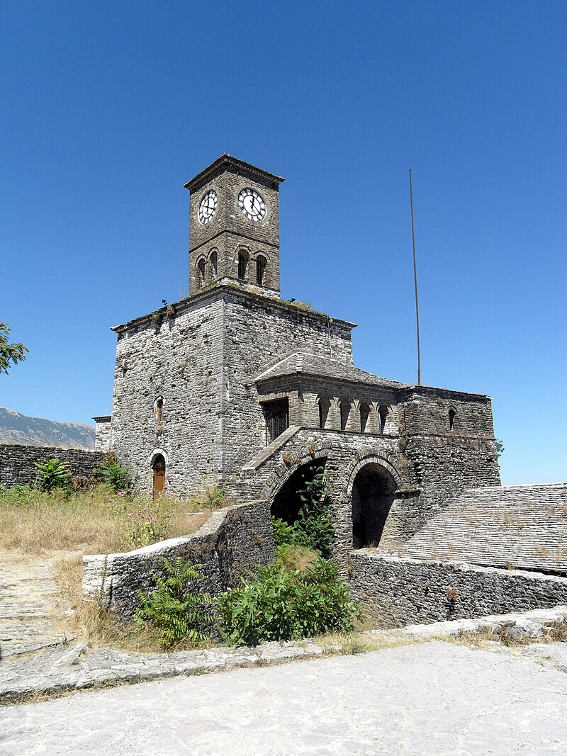 Gjirokaster, castle 7.jpg