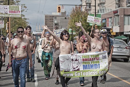 Go Topless Day 2016 a Vancouver, Canadà