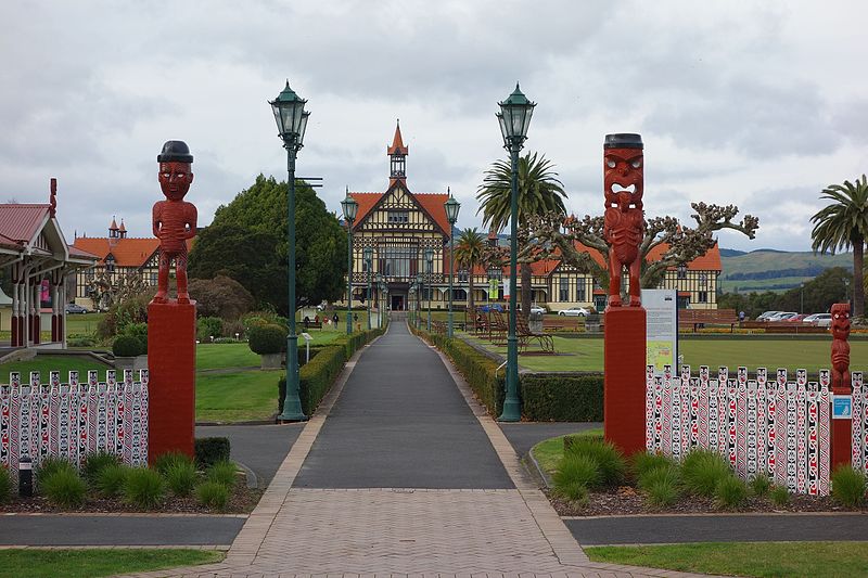 File:Government Gardens, Rotorua 055.jpg