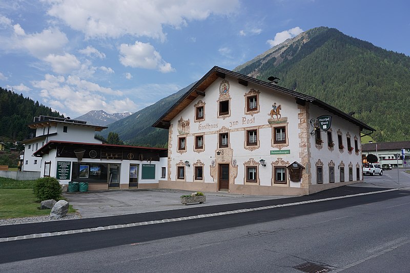 File:Gries im Sellrain Gasthaus zur Post.jpg